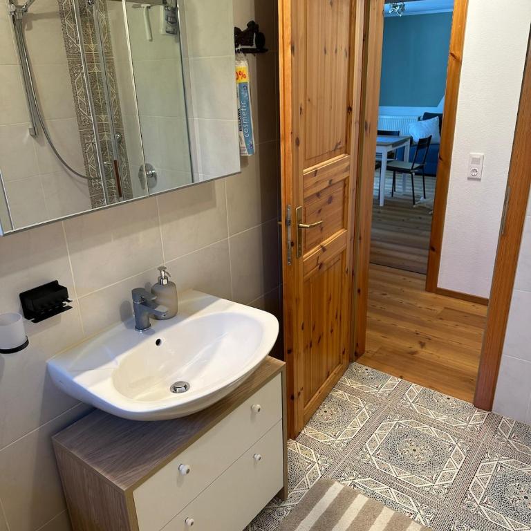Landleben Apartment Velden - Apartment mit 2 Schlafzimmern mit Balkon und Terrasse - 9