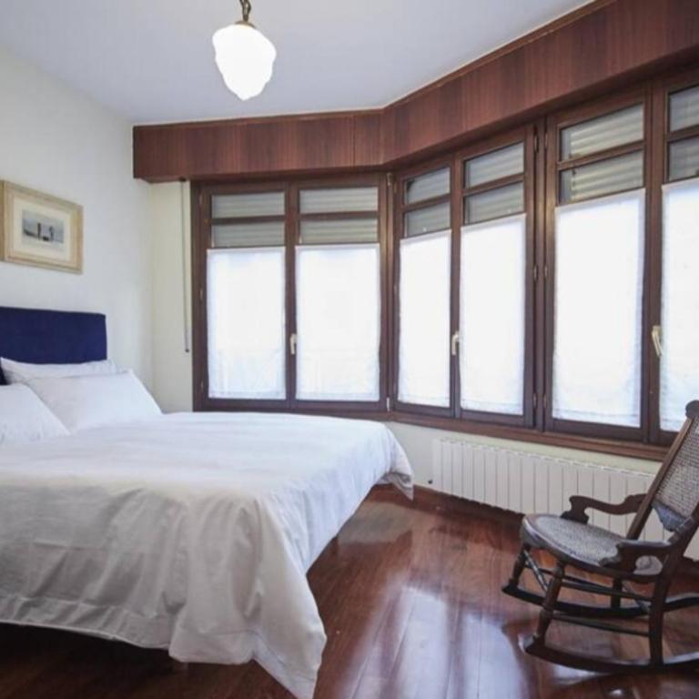 NANA in Bilbao Párking en el edificio - Two-Bedroom Apartment - 6