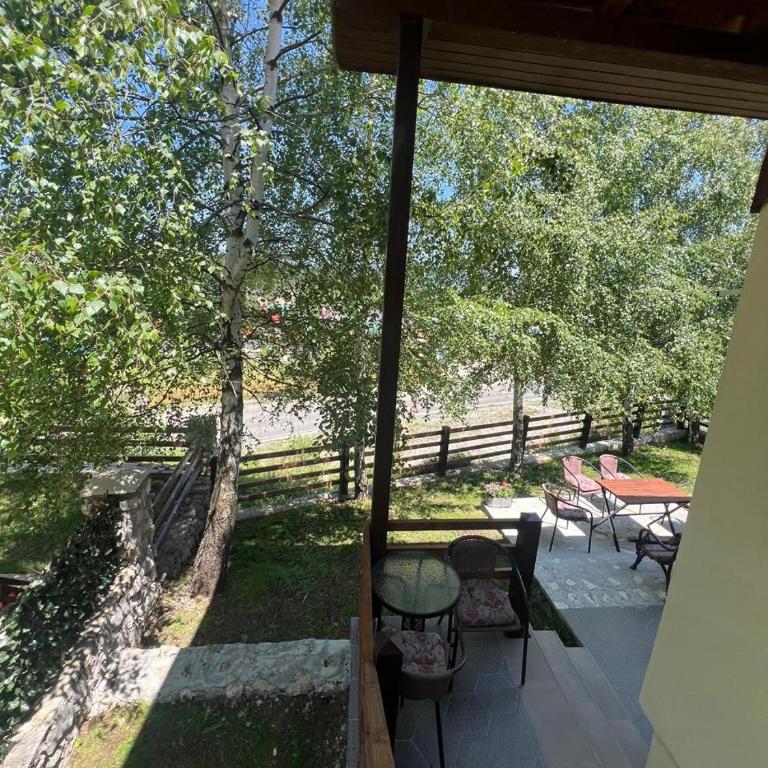 House Durmitor - Two-Bedroom House - 9