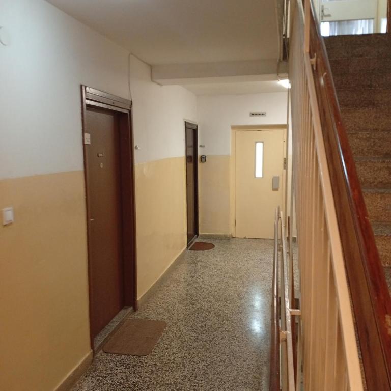 Dino 2 stan za odmor na dobroj lokaciji - Two-Bedroom Apartment - 5