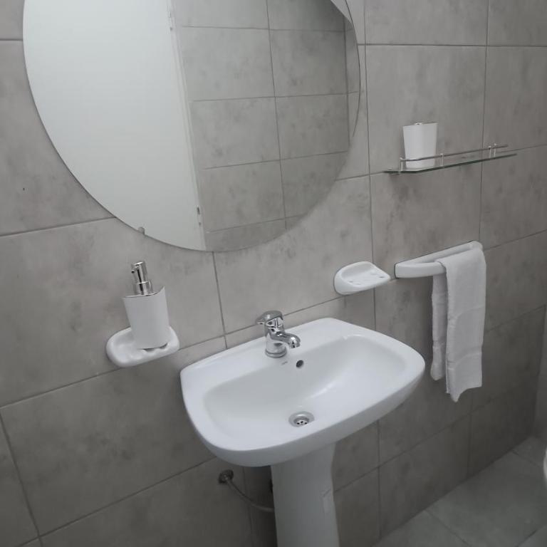 La Via Hostel - Family Suite - 15