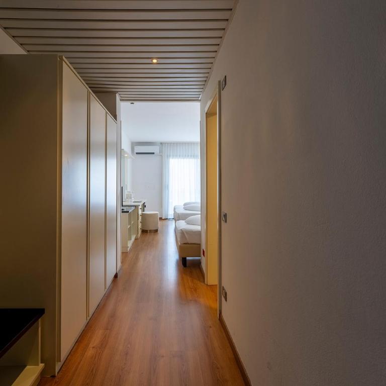 Hi Hotels Riva del Garda - Camera Tripla con Balcone - 7