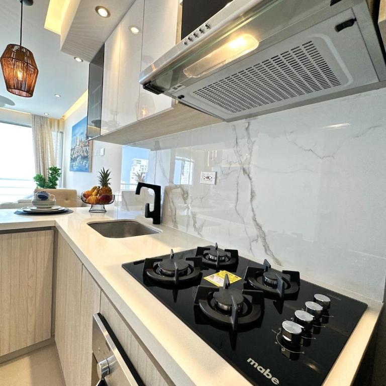 Luxury apartment with sea view - Two-Bedroom Apartment with Ocean View - 17