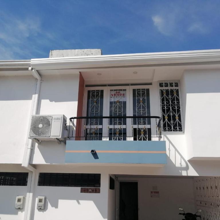 Casa Amoblada en Conjunto Villavicencio - Three-Bedroom House - 2