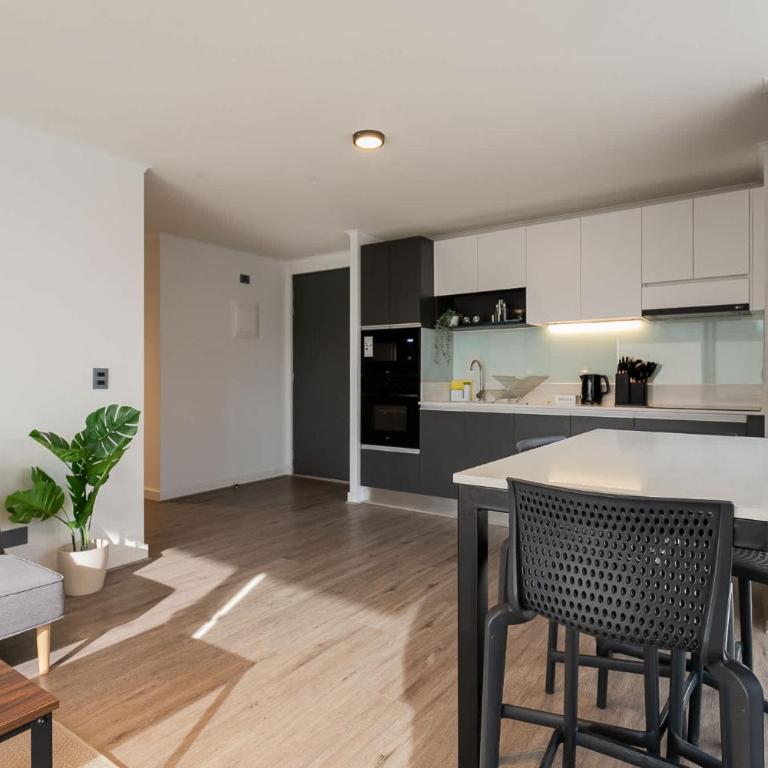 Modern 3BR Apartment in Providencian - Sleeps 6 - Apartment - 1