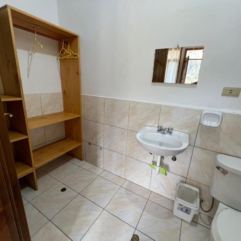 Mirador Lodge - Deluxe Double or Twin Room - 5