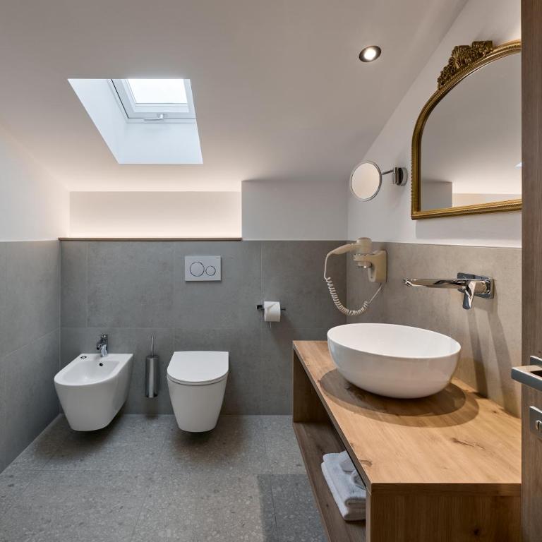 Art Residence Josefshof - Apartment mit 1 Schlafzimmer, Balkon und Bergblick - 7