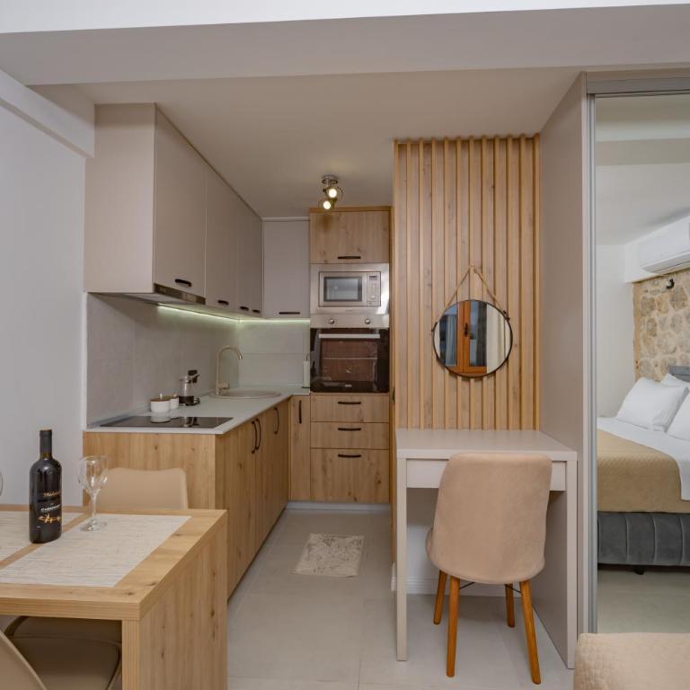 Apartments Račić - Studio with Sea View - 27