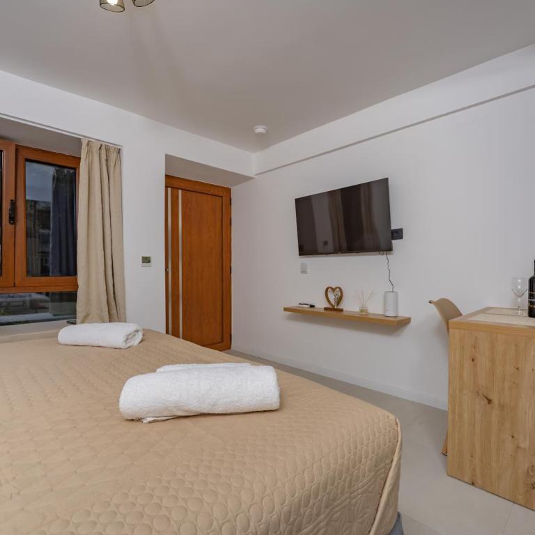 Apartments Račić - Studio with Sea View - 25
