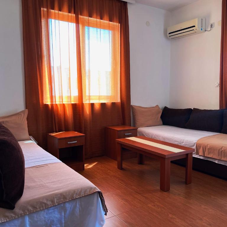Apartments Fat e Jet - Pool & Breakfast - Studio Apartman - 2