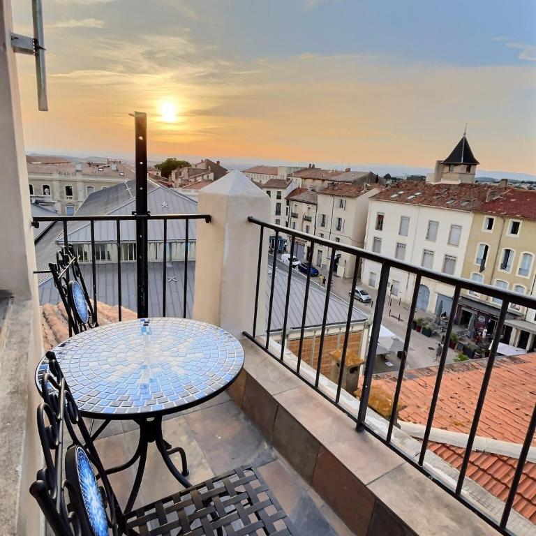 Charmant duplex Béziers les Halles - Appartamento con 1 Camera da Letto - 1