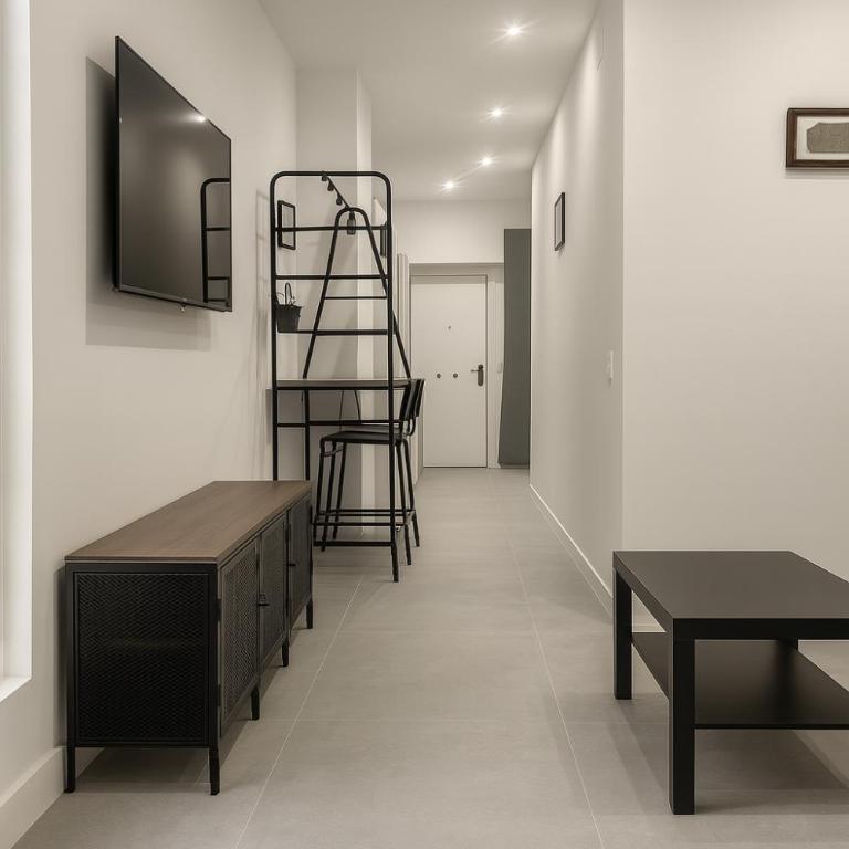 Hermoso Piso a 5 Minutos de la Estación De Bus y Tren María Zambrano - Apartamento de 1 dormitorio - 6