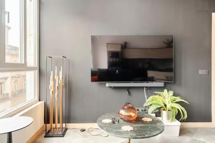 Apart diseño centro San Bernardo esquina Gran Via - One-Bedroom Apartment with City View - 3