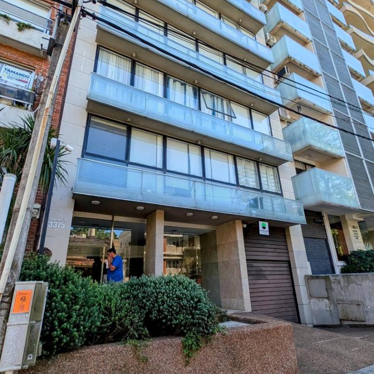 3375 Home - A pasos de Montevideo Shopping, la playa y WTC - One-Bedroom Apartment - 24