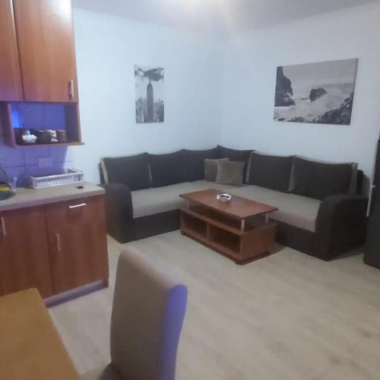 House Max B - One-Bedroom Villa - 25