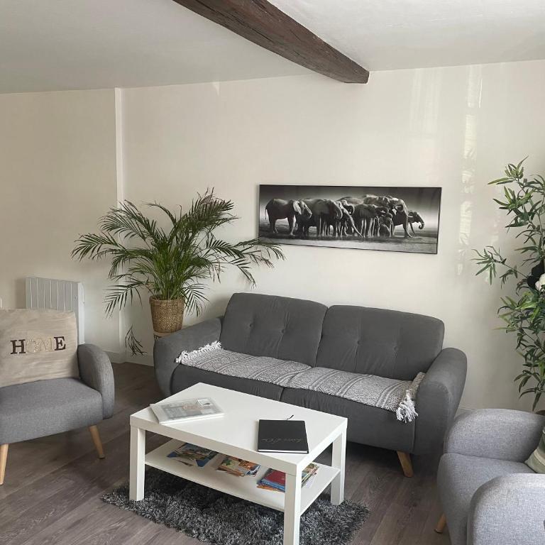 Gîte SOUAÏ ET ZEN , 5 mn du Zooparc de Beauval - Haus mit 3 Schlafzimmern - 1
