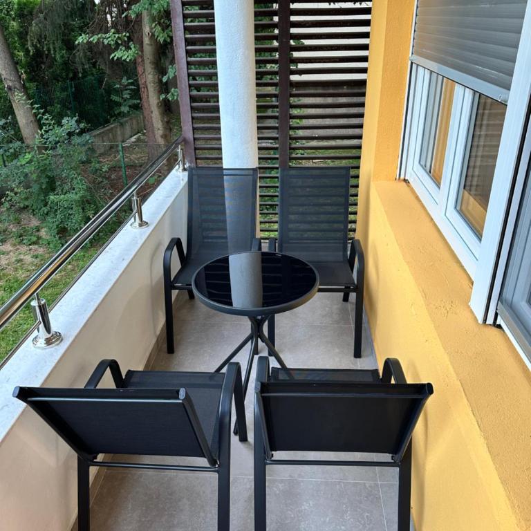 Air Urban Ilidza Sarajevo Free Parking and Near Airport - Apartman sa 2 Spavaće Sobe - 87