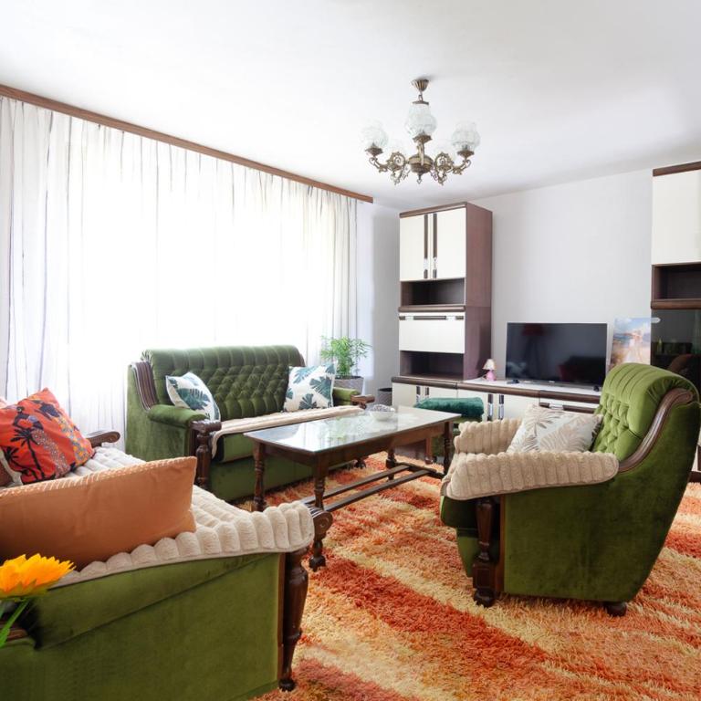Split House Sarajevo with Private Parking - Two-Bedroom Apartment - 2