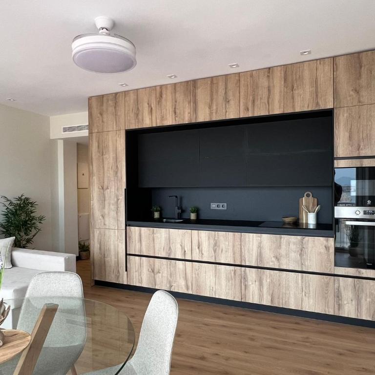 Apartamento moderno centro Aguilas 150m playa - Apartamento Deluxe de 2 dormitorios con balcón - 3