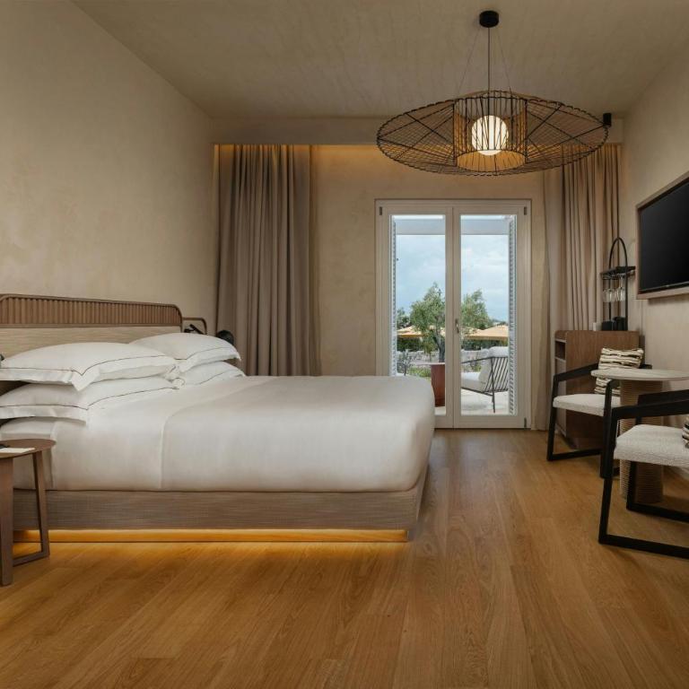 Cala Ponte, a Tribute Portfolio Hotel - Garden King Room with Garden View and Patio - 13