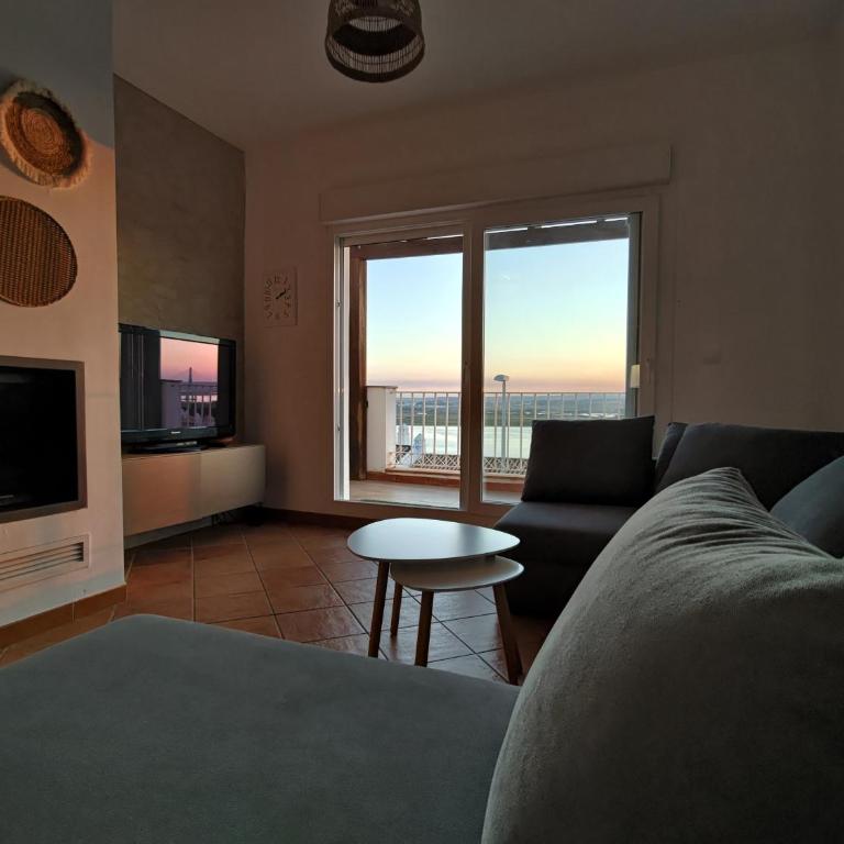 Chalet 3 hab vista rio Guadiana - Three-Bedroom House - 1