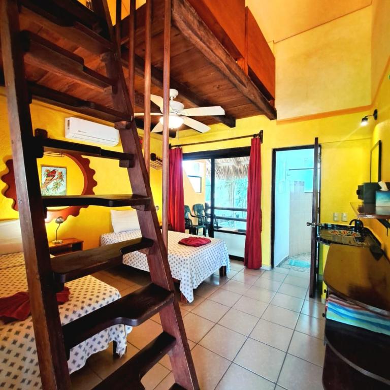 HOTELITO SWISS OASIS, Playa Zicatela - Adults Only - Kitchen - Cocina - Habitación Dúplex - 14