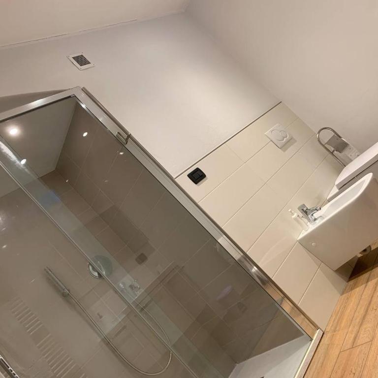 Aosta Center large Apartment with large shower - One-Bedroom Apartment - 2