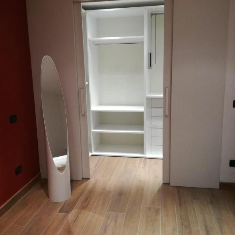 Aosta Center large Apartment with large shower - One-Bedroom Apartment - 10