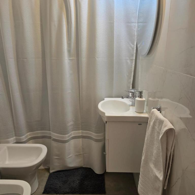 Barrio Norte 3 ambientes my cerca del Shopping Alto Palermo - Two-Bedroom Apartment - 14