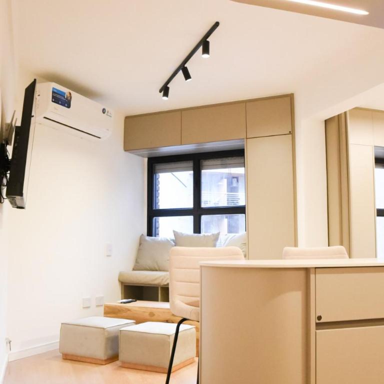 Estudio de Diseño con Wifi de Alta Velocidad en Nva Cba - Apartamento de 1 dormitorio - 23