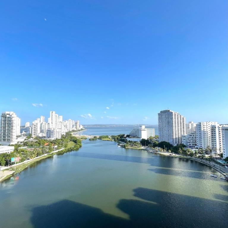 Loft with Island Views Laguito - One-Bedroom Apartment - 1