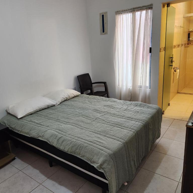 Cómodo departamento tipo garzonier - One-Bedroom Apartment - 5