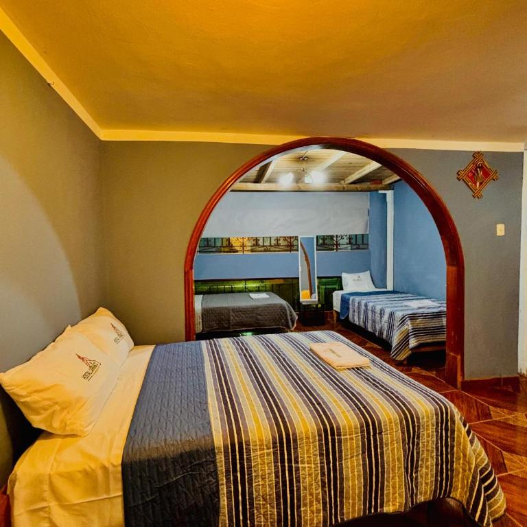 Hospedaje Carrasco Cajamarca - Habitación Triple - 3