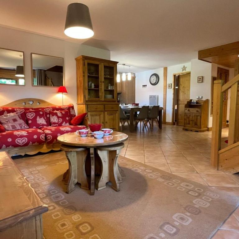 T4 Duplex à Samoëns, standing avec balcon & parking privé - FR-1-629-149 - Appartement - 7