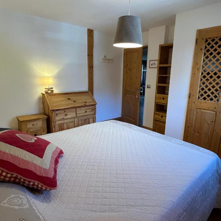 T4 Duplex à Samoëns, standing avec balcon & parking privé - FR-1-629-149 - Appartement - 10