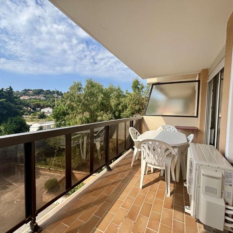 Appartement 4 Pers. Centre Cavalaire avec Terrasse et Parking - FR-1-226B-241 - Appartement - 10