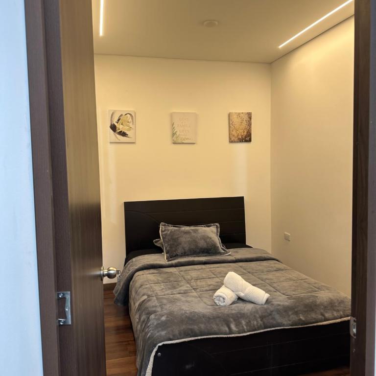 Time house en contenedor - Two-Bedroom Apartment - 4