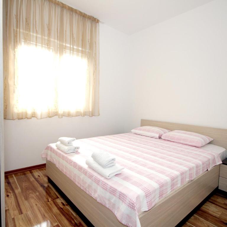 Apartments Residence Dj - Suite with Balcony - 3