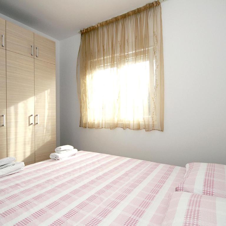 Apartments Residence Dj - Suite with Balcony - 2