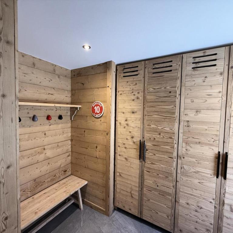 Résidence Domaine Du Loup Blanc - Appartement de standing pour 8 personnes MAE-4514 - Chalet - 1