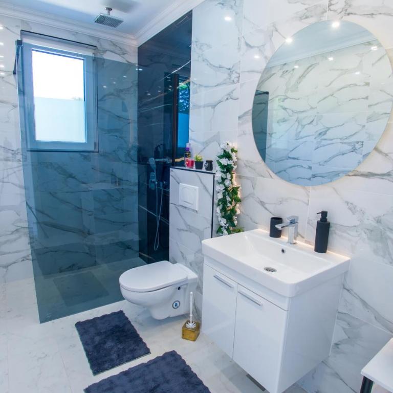 Holiday Home Nova Lux - Two-Bedroom House - 17