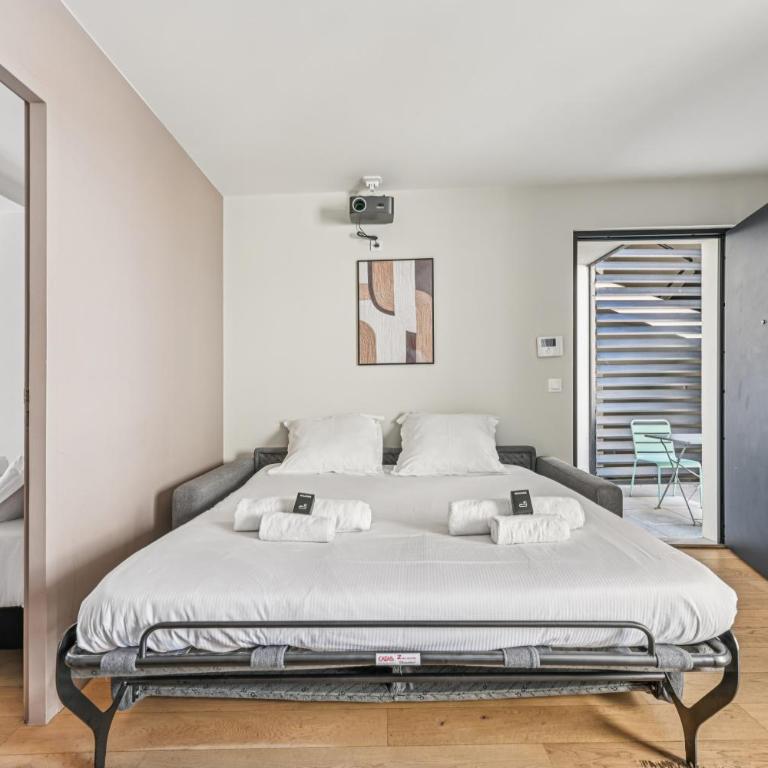 City Center l 15min from Eiffel Tower by Car - Deluxe Apartment mit 1 Schlafzimmer - 10