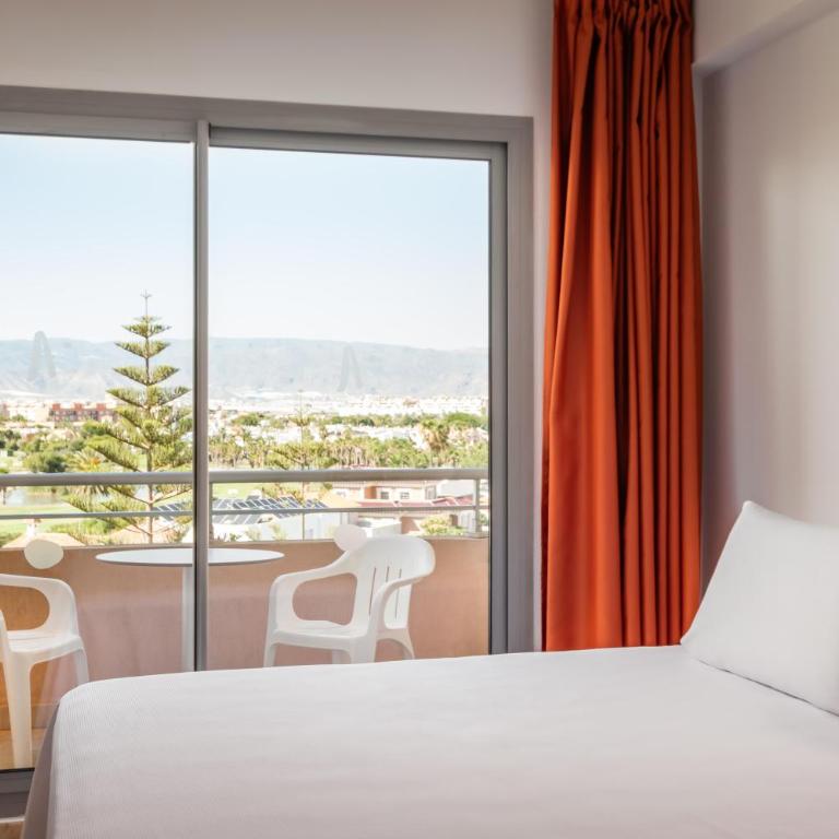 Hotel Fenix Family by ALEGRIA - Standard Double Room (4 Adults) - 5