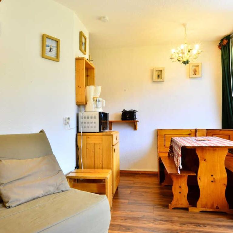 Studio cosy à Montchavin Les Coches, pied des pistes, balcon, parking gratuit - FR-1-329-2 - Studio - 3