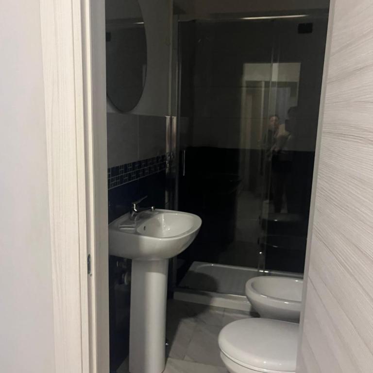 International Hotels - Quadruple Room - 7