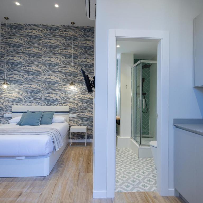 FLORIT FLATS - Mediterranean Pirate Suites - Deluxe Studio - 12