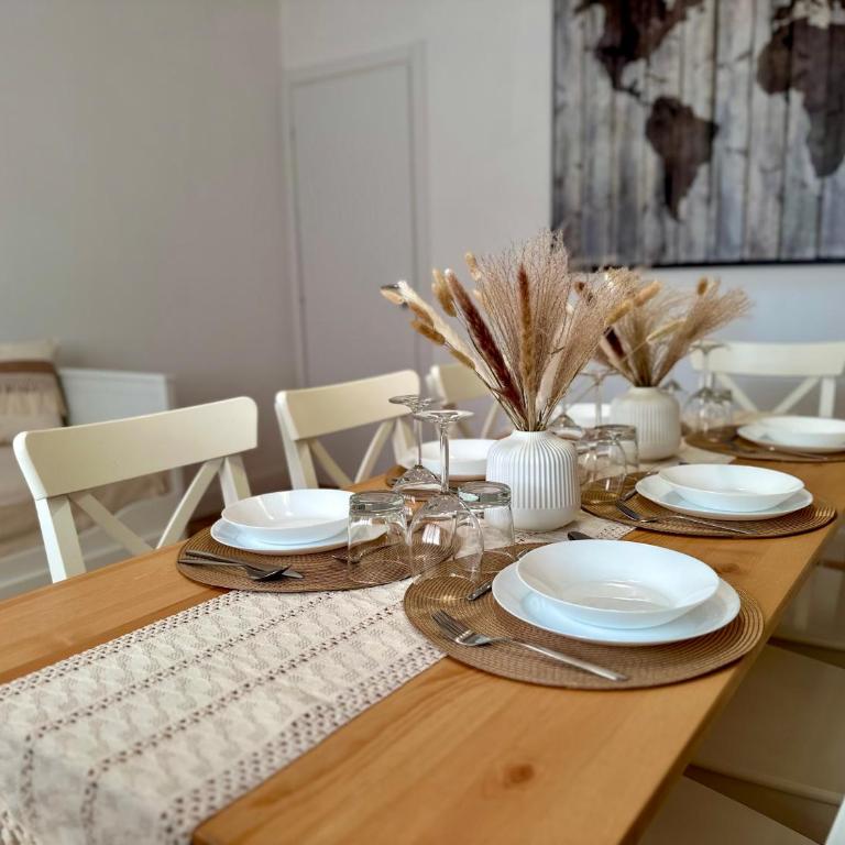 Domoi Property Apartment - Three-Bedroom Apartment with Balcony - 18