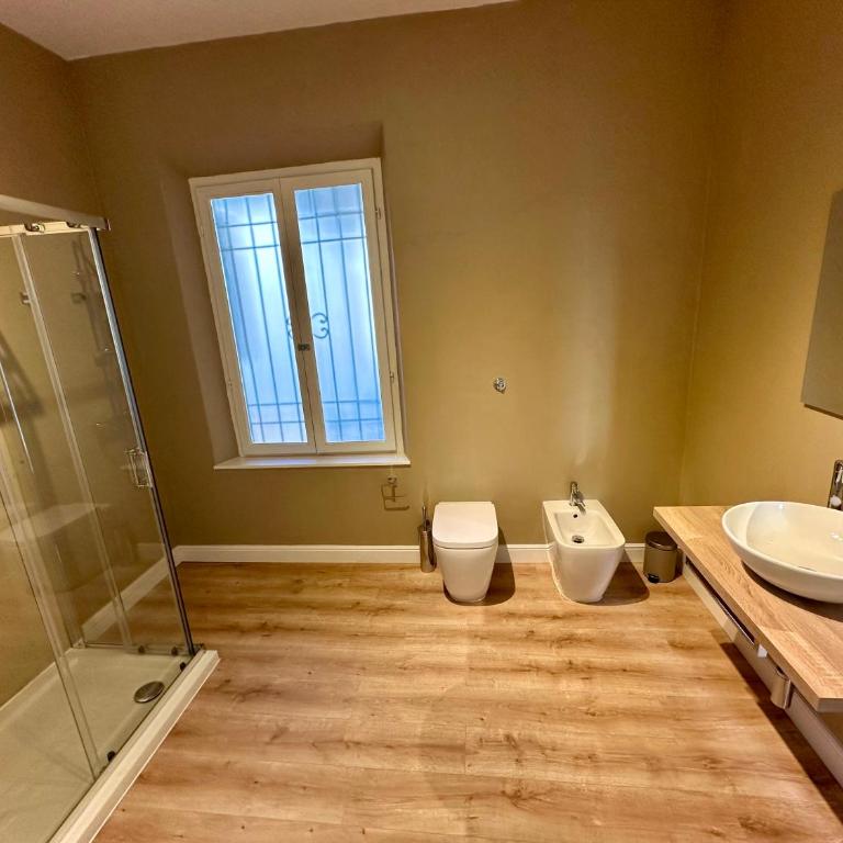 Domoi Property Apartment - Three-Bedroom Apartment with Balcony - 23