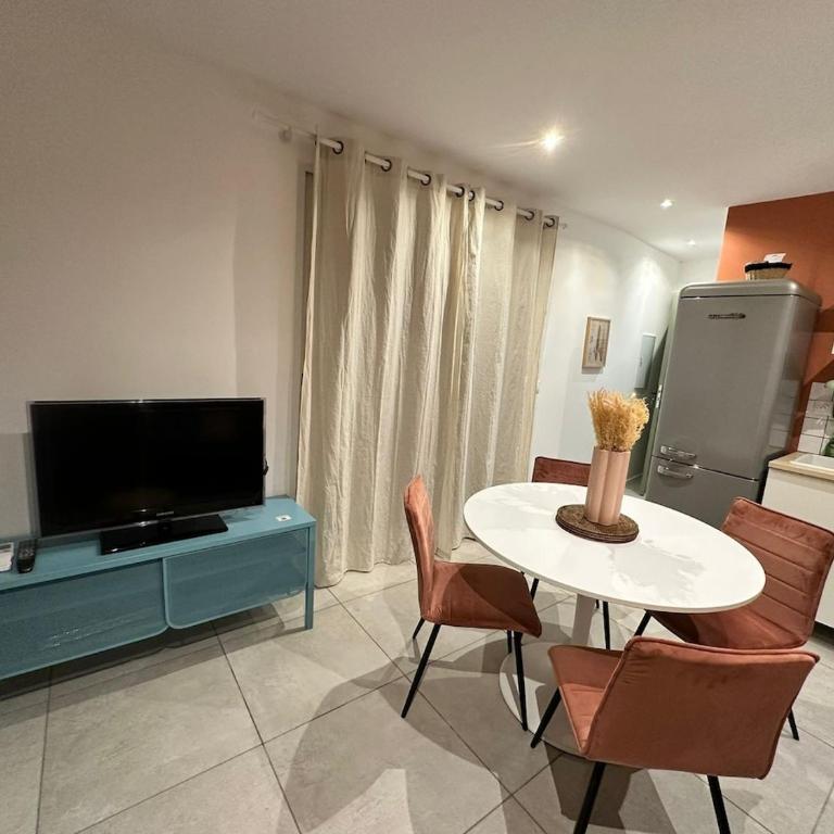 Appartement centre ville avec patio - Appartement 1 Chambre - 2