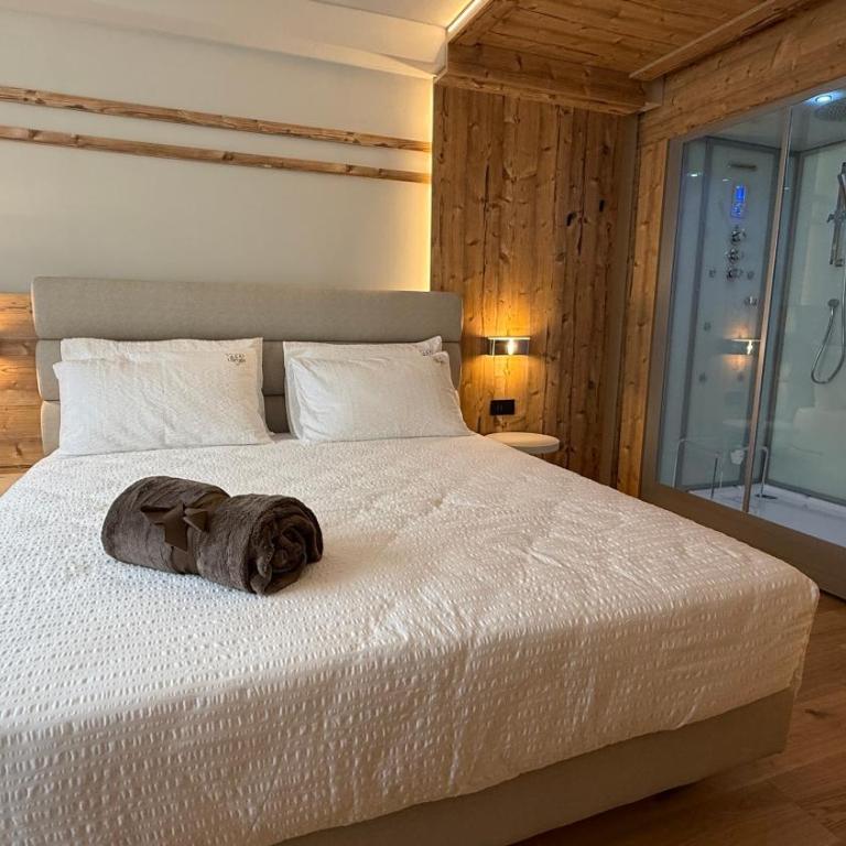 A&F LUXURY Rooms Pinzolo - Habitación Deluxe con cama extragrande - 1